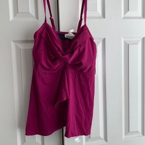NWT Fuscia tankini swim top sz 40B/C